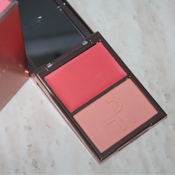 PATRICK TA ‘Do We Know Her?’ Major Headlines Double-Take Creme & Powder Blush - Picture 13 of 16